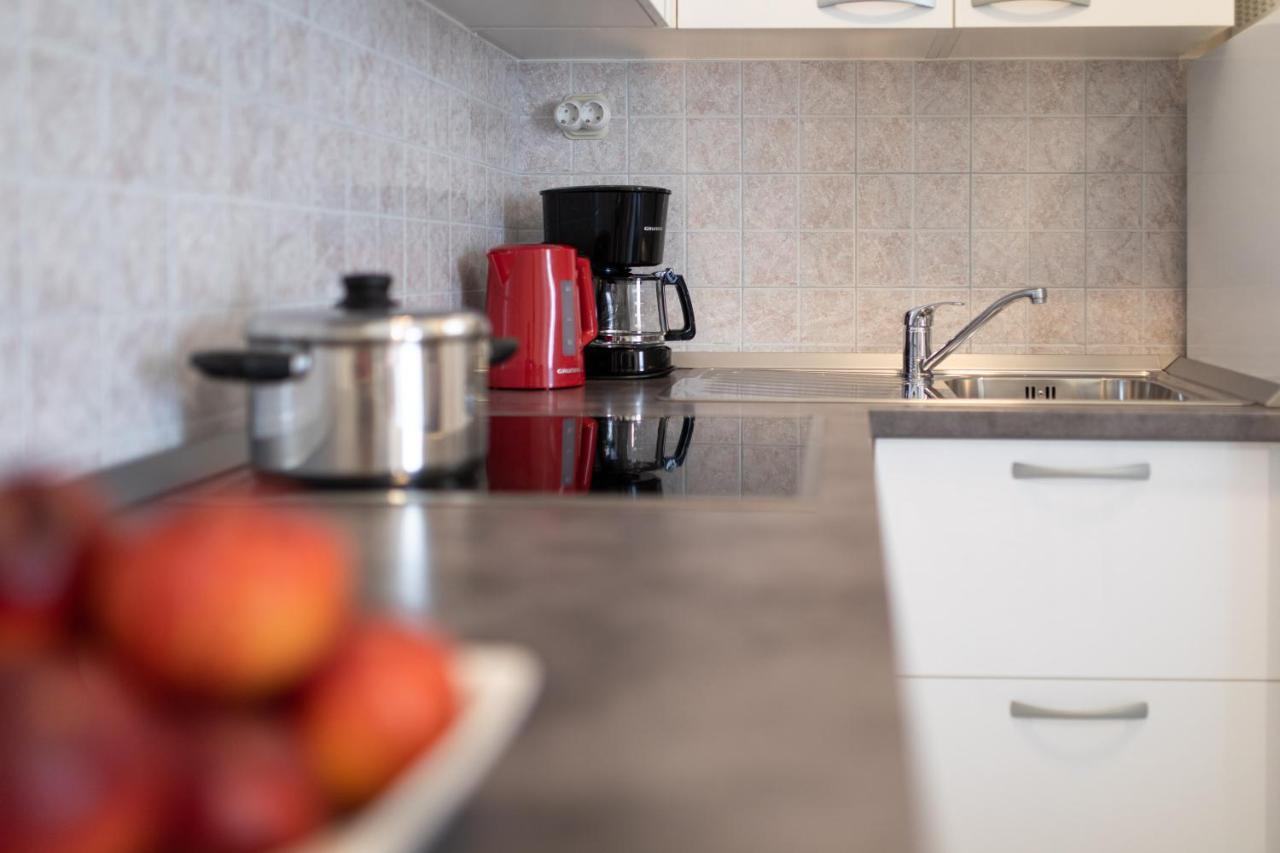 Apartments Dujmovic Ivo 1 バスカ エクステリア 写真