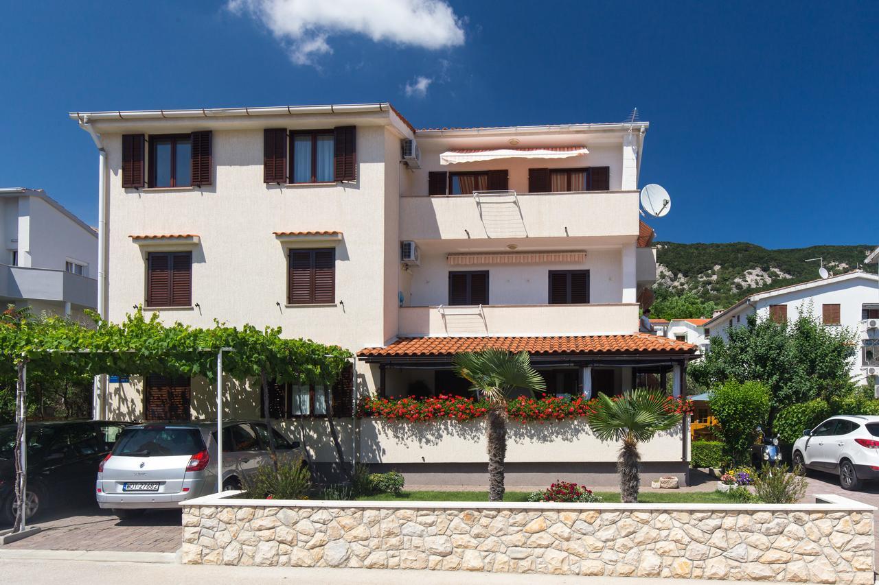 Apartments Dujmovic Ivo 1 バスカ エクステリア 写真
